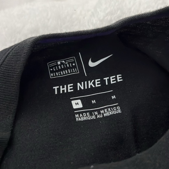 Nike brand new with tags t shirt - Picture 3 of 4